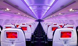 Внутри самолета Virgin America